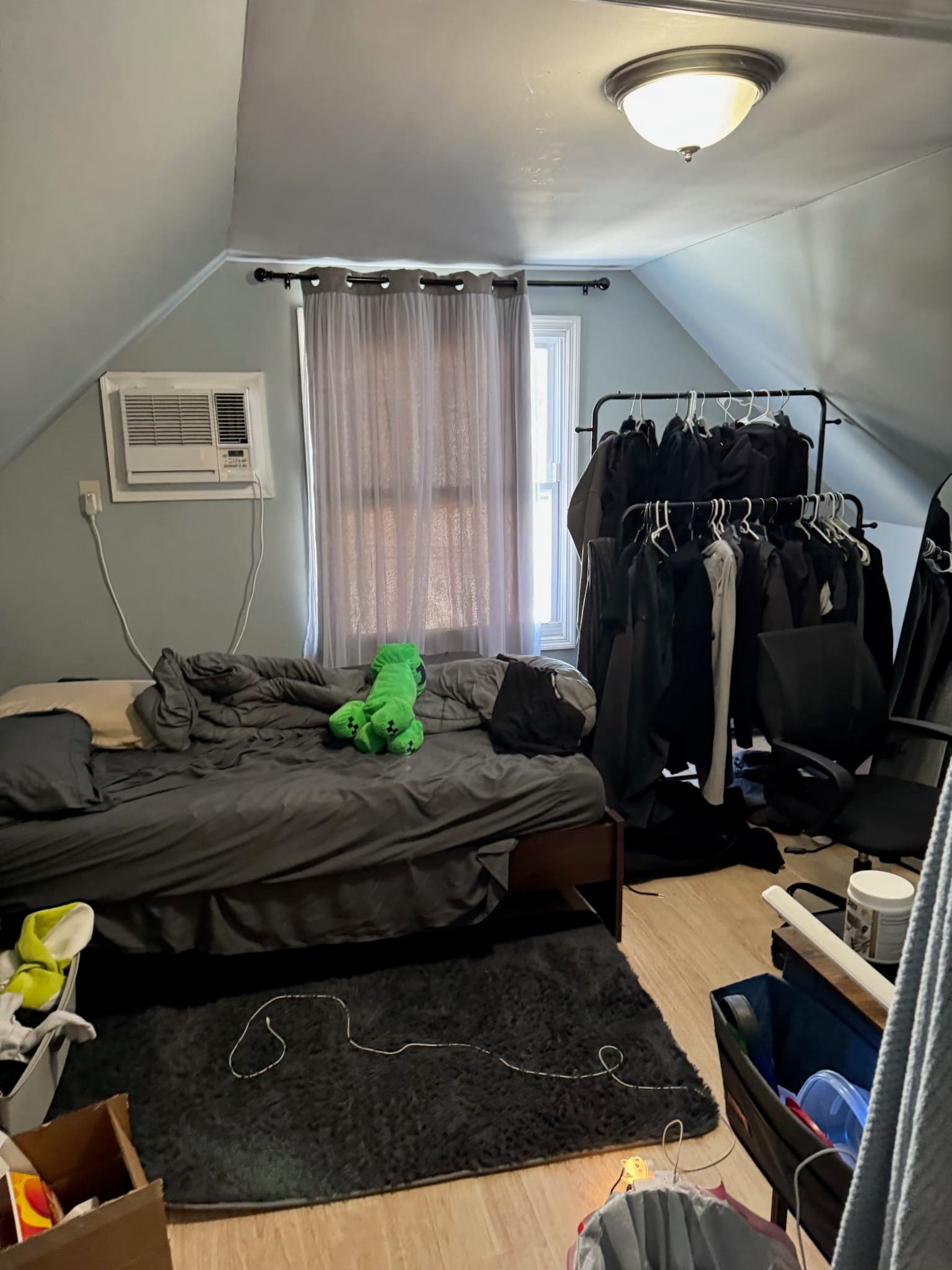 101 Harvey Street: Spacious 5br house - looking for 1 guy, its private rooms thumbnail 8
