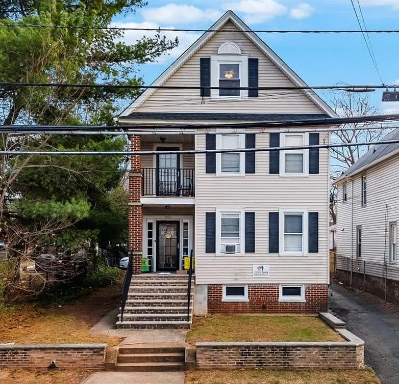 260 Hamilton St. Apt 2 thumbnail 1