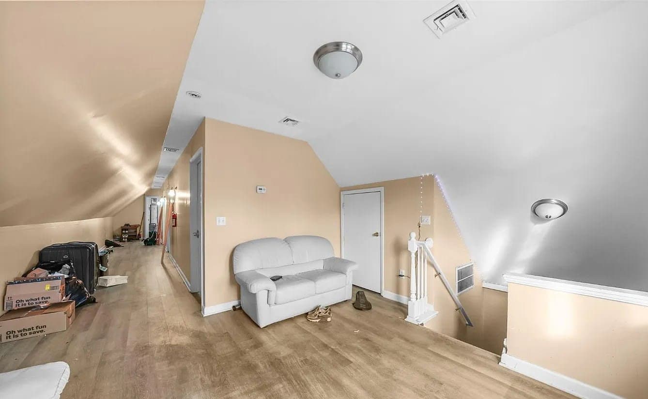 260 Hamilton St. Apt 2 thumbnail 15