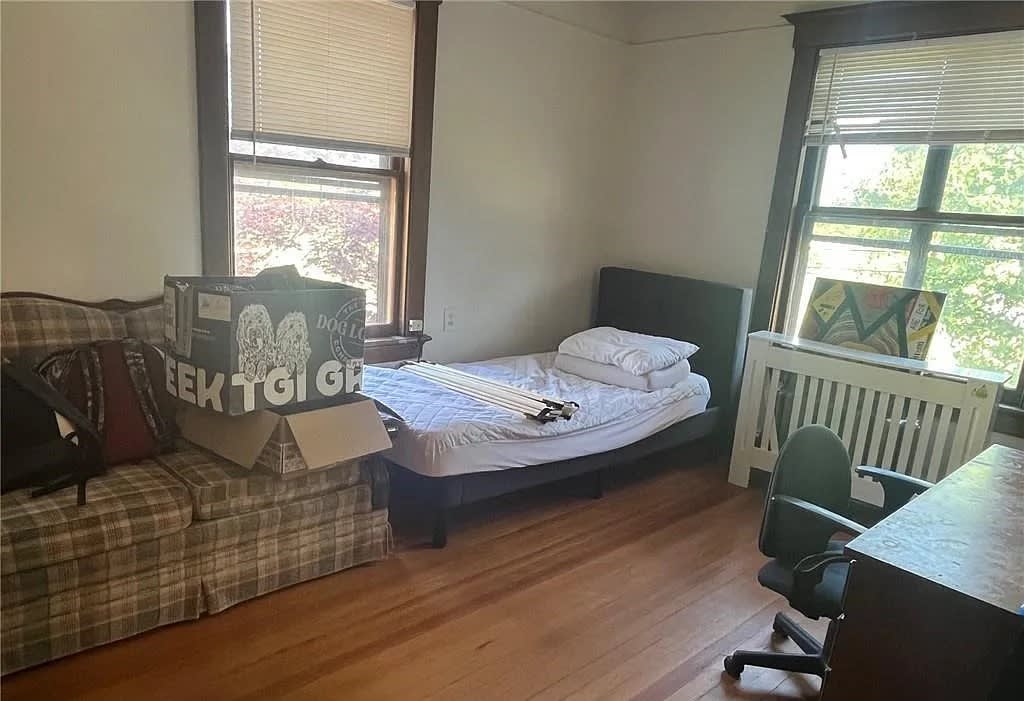 90 Huntington Street thumbnail 5