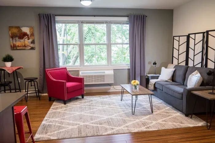 Two Bedroom at 17 Mine Street thumbnail 3