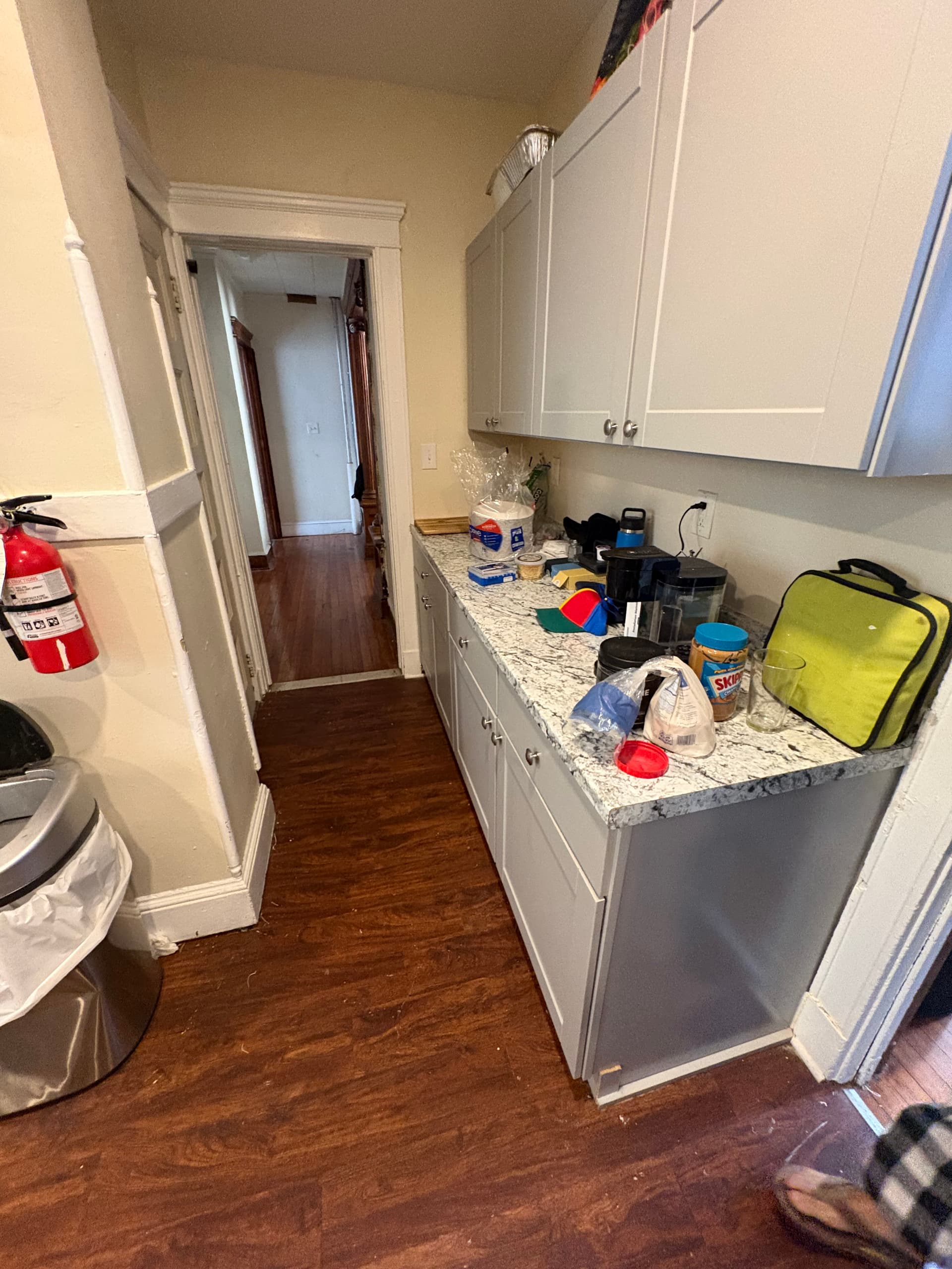 3 Courtlandt: Enormous 8 beds. Legal for 10. 2 1/2 BR. Off street parking for 6 cars. 3 Courtland St thumbnail 15
