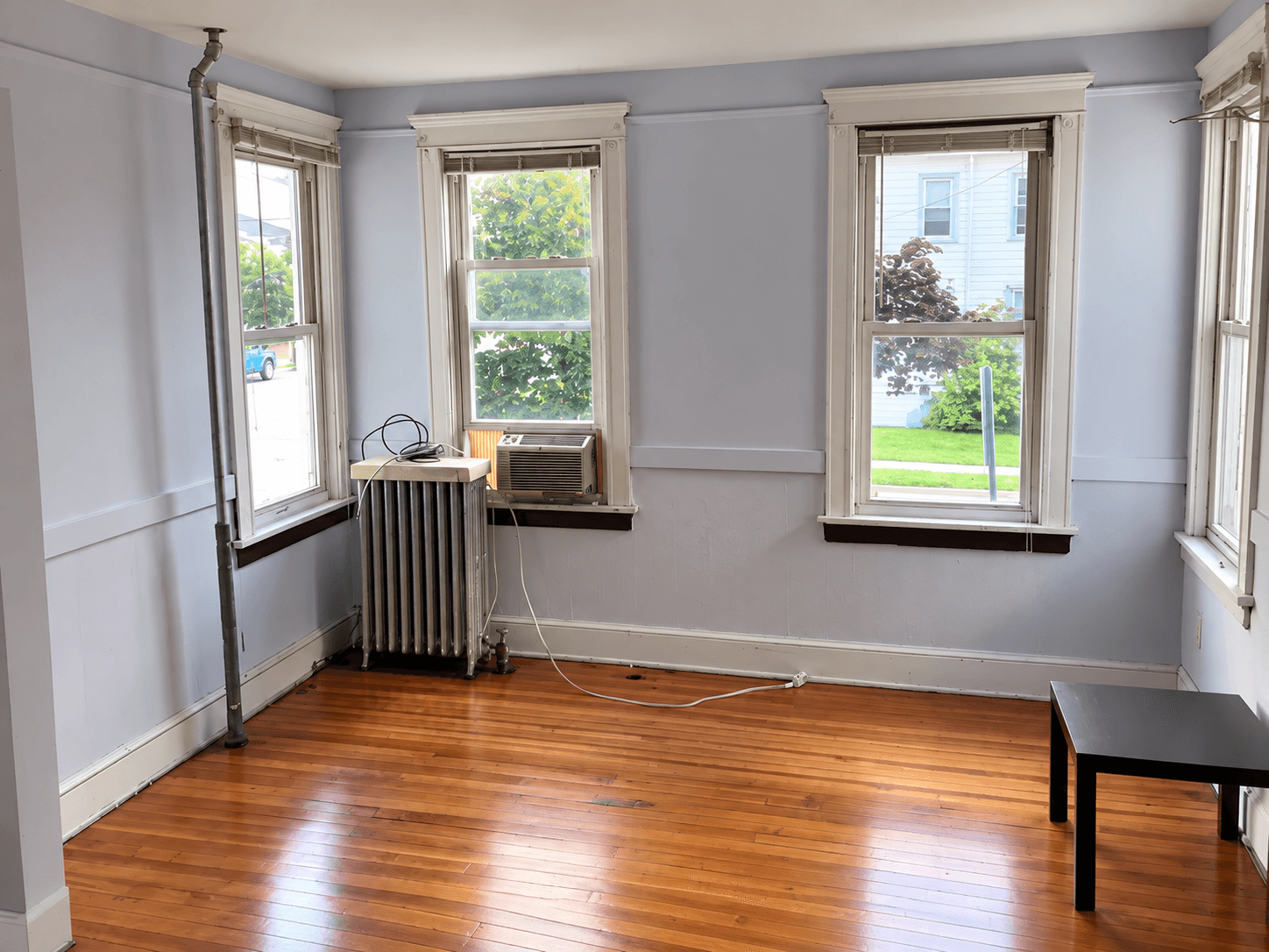 3 Courtlandt: Enormous 8 beds. Legal for 10. 2 1/2 BR. Off street parking for 6 cars. 3 Courtland St thumbnail 17