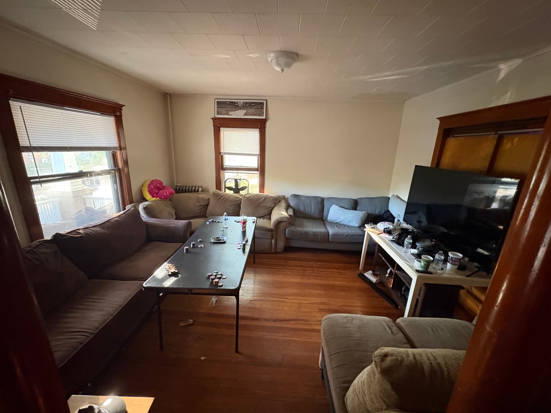 113 Guilden. 6 bed, 2 bath. 3 large doubles and 3 singles. thumbnail 2