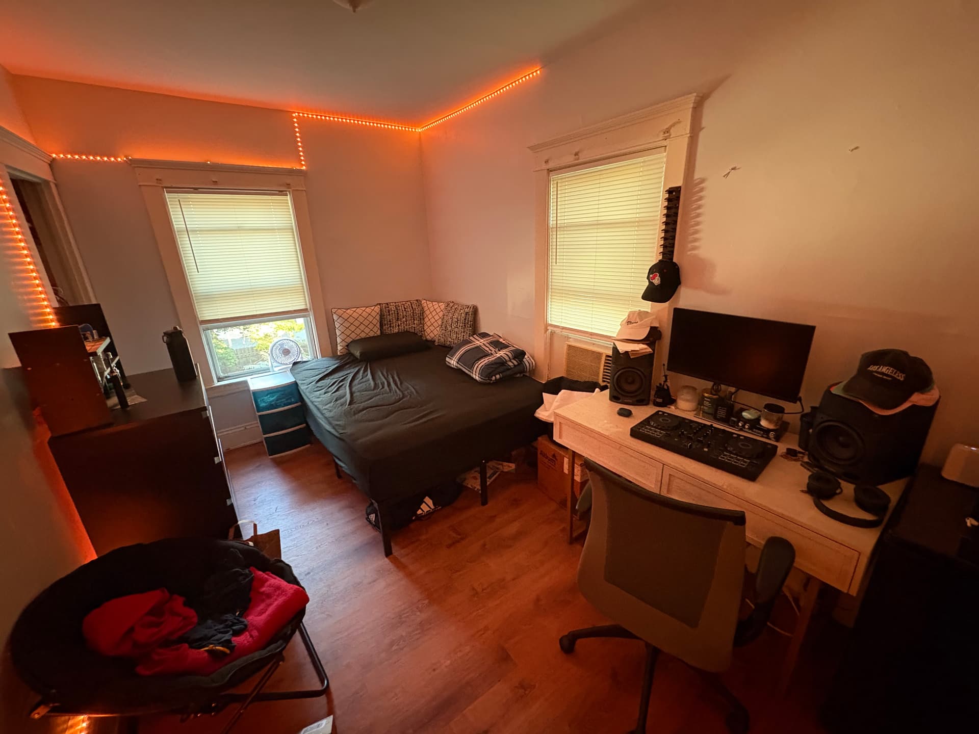 113 Guilden. 6 bed, 2 bath. 3 large doubles and 3 singles. thumbnail 11
