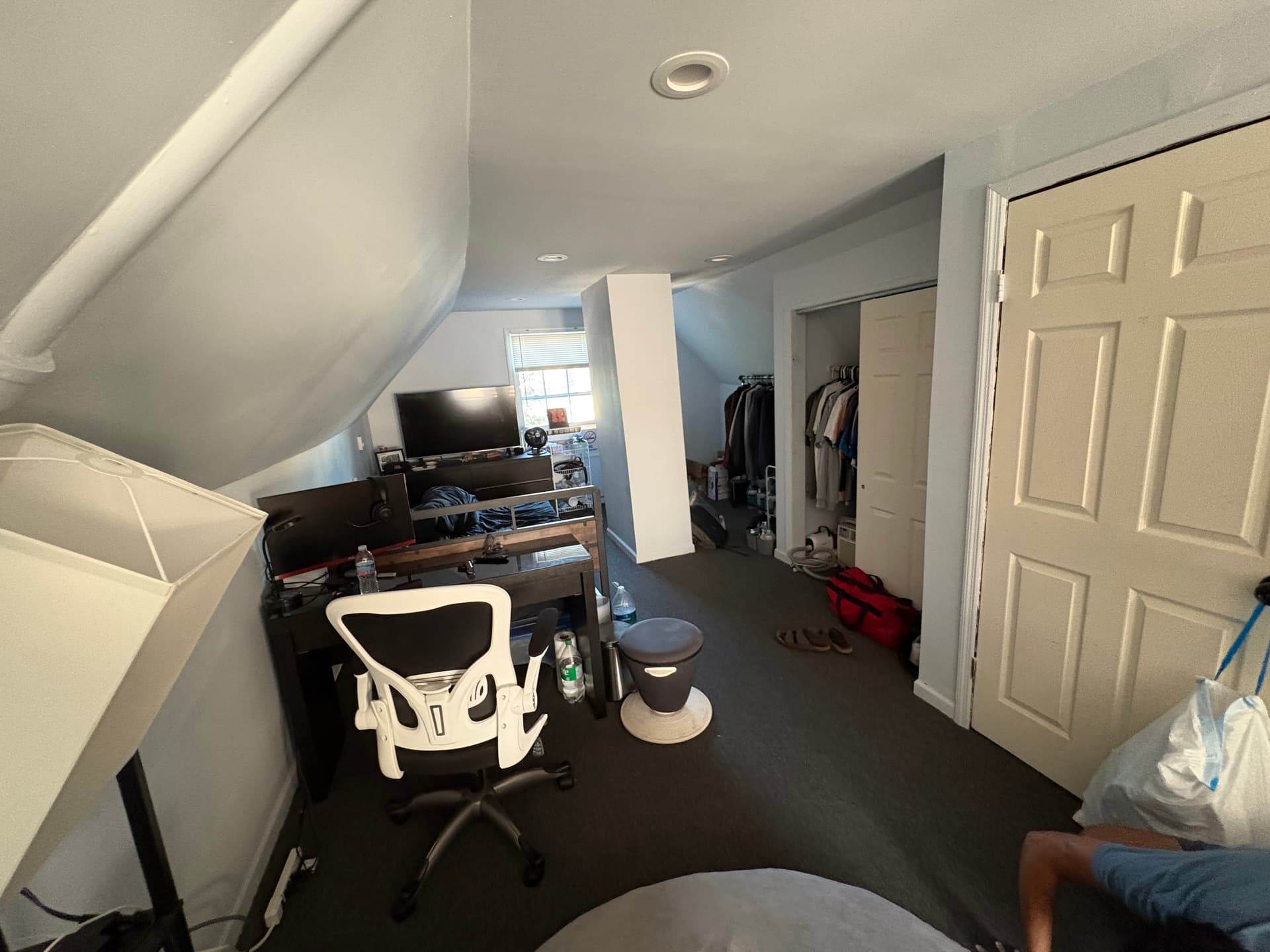 113 Guilden. 6 bed, 2 bath. 3 large doubles and 3 singles. thumbnail 13