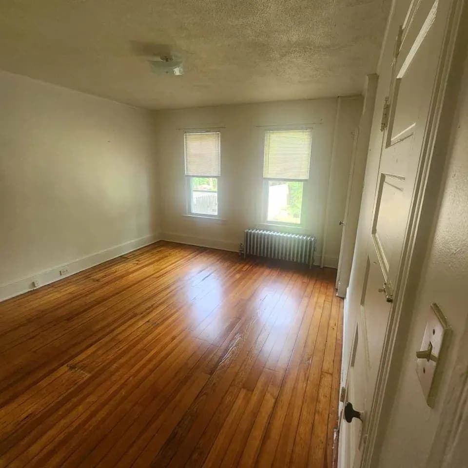 55 Huntington St thumbnail 8